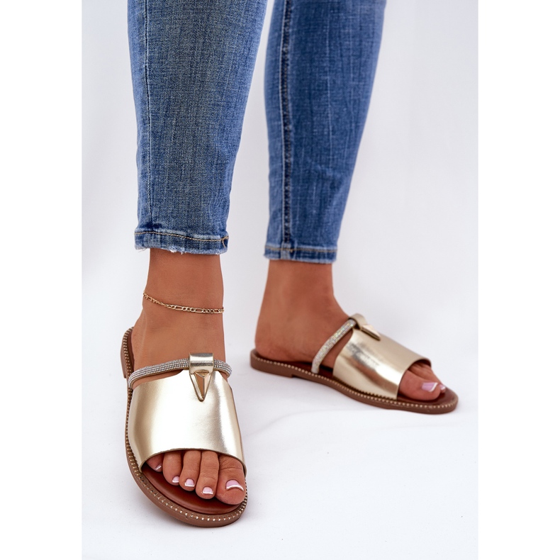 Eko kožne ravne potpetice s ukrasnim zlatnim remenom 2