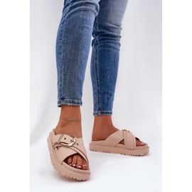 Papuče na platformi s bež kopčama 2