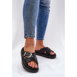 Papuče na platformi s crnom kopčom crna 2