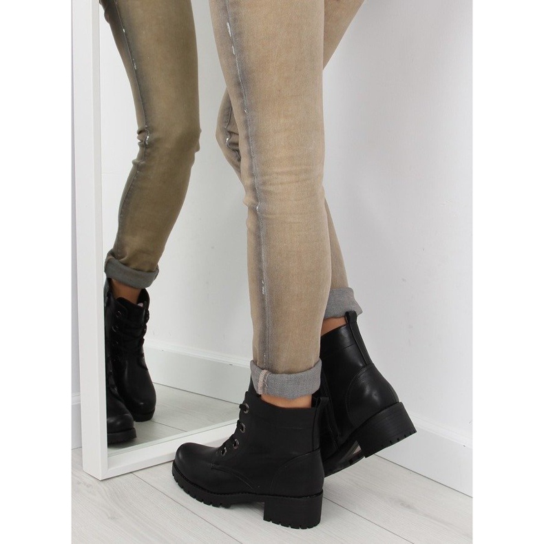 Crne čizme na vezanje HQ891 crne crna 2