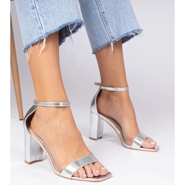Srebrne sandale na visokoj posta srebro 1