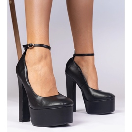 Crne salonke na visokom stupu crno 1