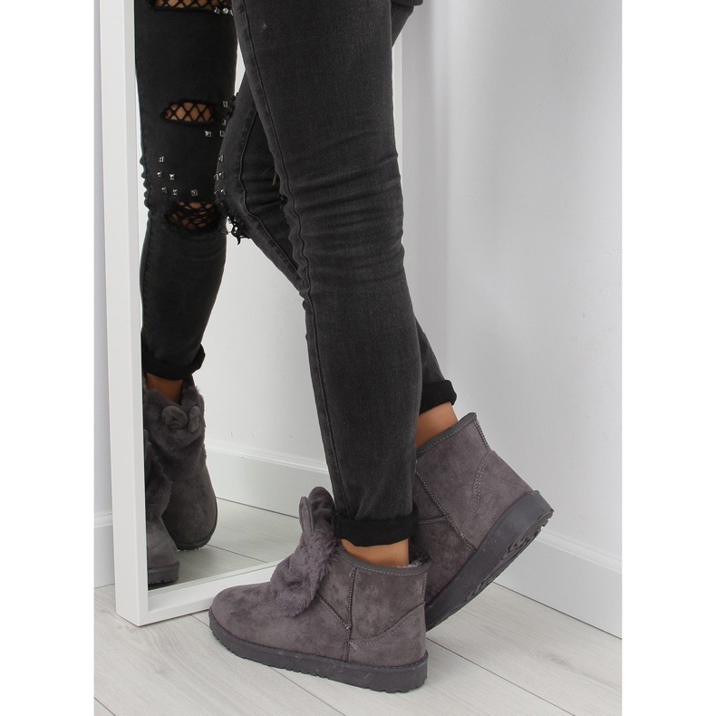 Emusy s ušima siva B198 siva 2