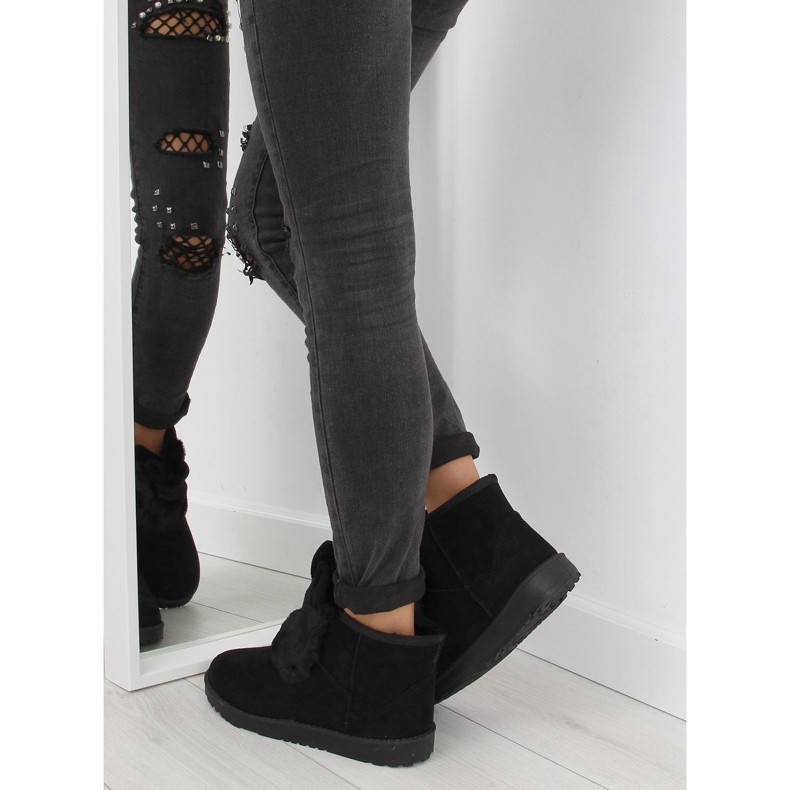 Crna emusija sa ušima B198 crna crno 2