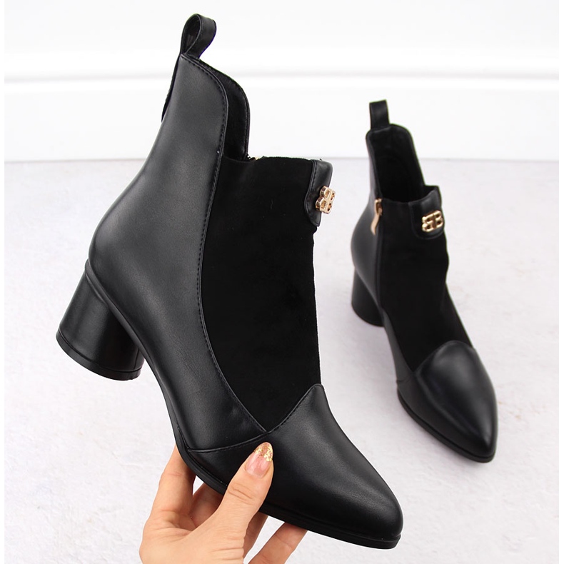 Ženske crne čizme na petu D&amp;A S.Barski Premium Collection MR870-96 crno 2