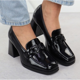 Oslikane ženske cipele na crnom Potocki SZ12553 crna 1