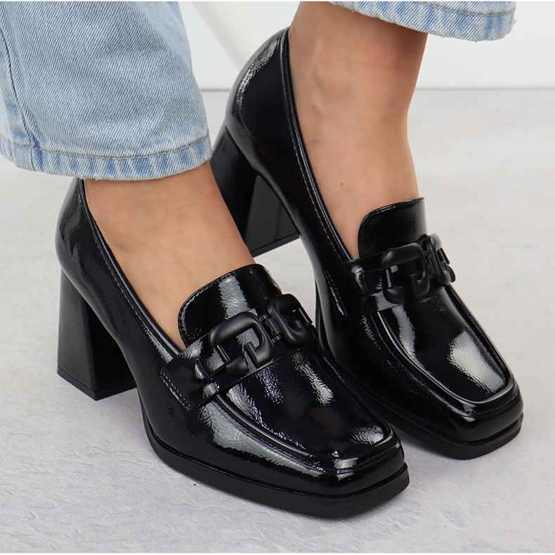 Oslikane ženske cipele na crnom Potocki SZ12553 1