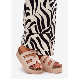 Papuče na ogromnoj platformi bež 1