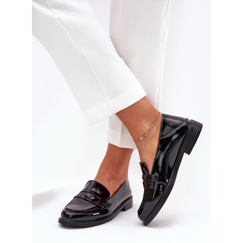 Elegantne lakirane ženske natikače izrađene od prirodne Vinceza kože 18100 crno crna 2