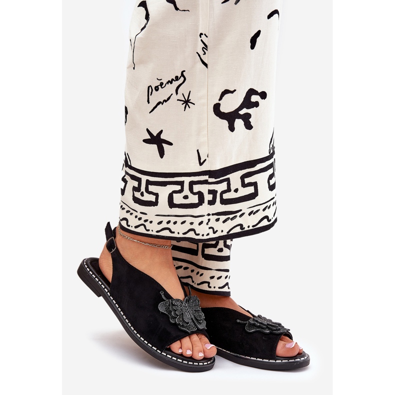 Jezzi Ženske sandale s ravnim slovima s crnim ukrasom crna 1