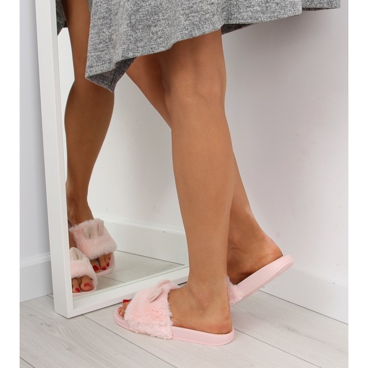 Krznene papuče s ušima roze LS-02 roze ružičasta 2