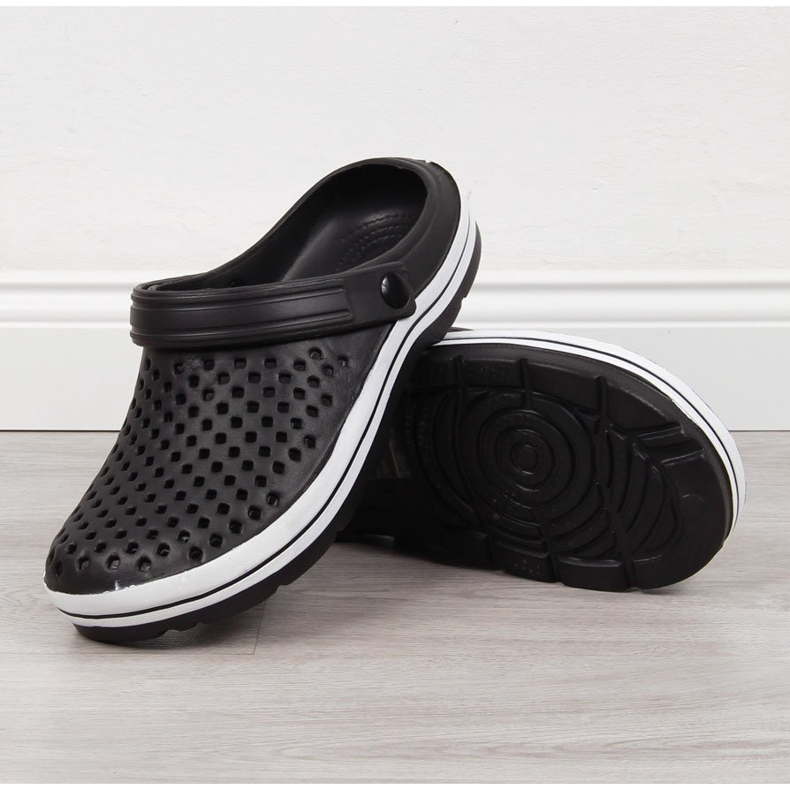 News NOVOSTI crne ažurne pjenaste papuče crna 1