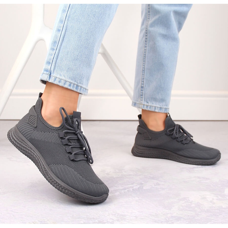 Svijetlosive mrežaste sportske cipele News 3634 siva 2