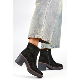 Klasične ženske antilop čizme na visoku petu, crne 9613B crno 2