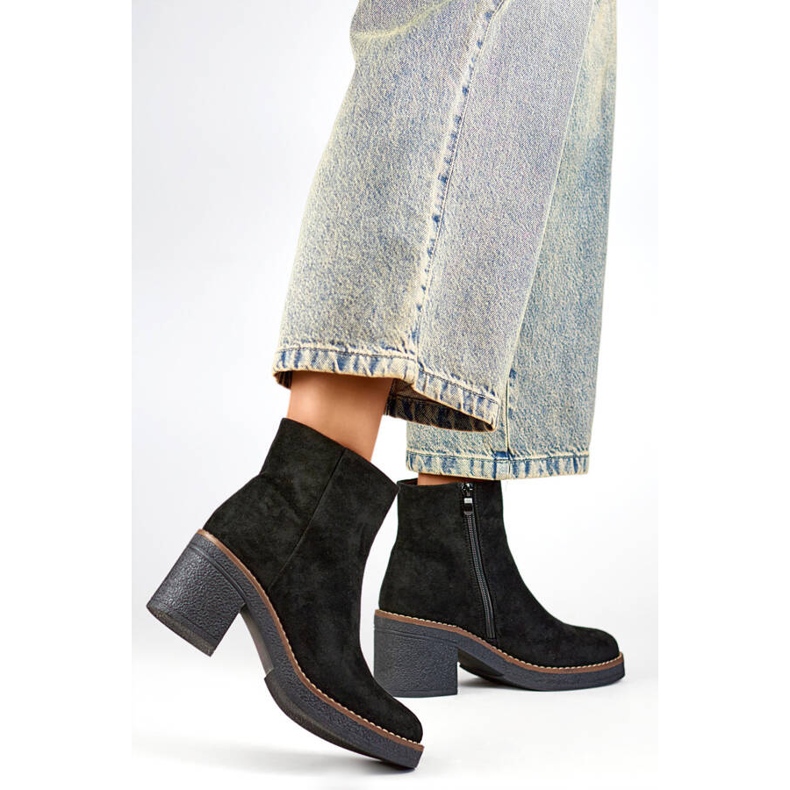 Klasične ženske antilop čizme na visoku petu, crne 9613B crna 2