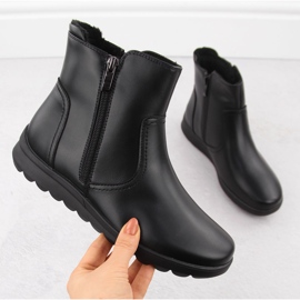 Crne kožne ženske gležnjače s patentnim zatvaračem FIlippo DBT6630 crno 1