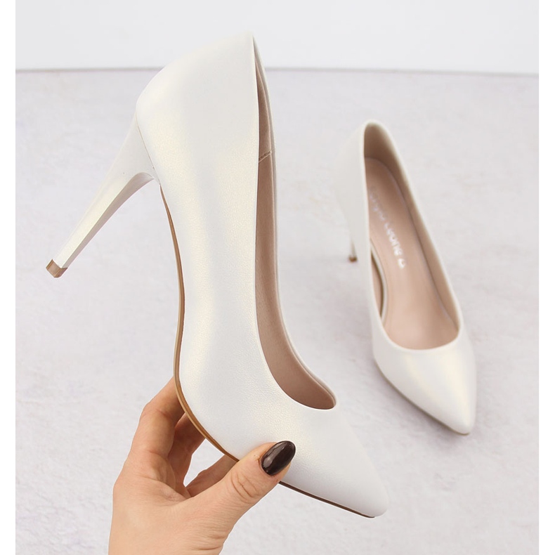 Krem biserne salonke Sergio Leone 1878 bijela 1