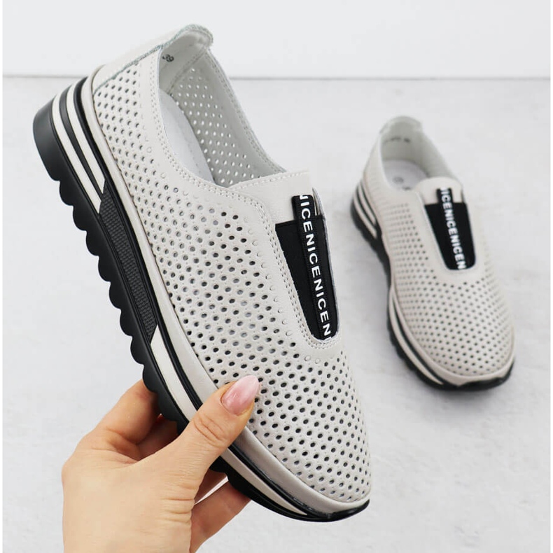 S.Barski Ženske kožne cipele, Openwork Beige S. Barski LR51-672 bež 1