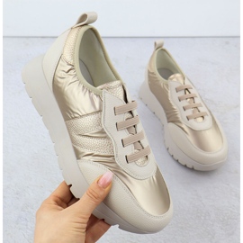 Ženske metalne sportske cipele Beige Golden Vinceza 58510 zlatni 1