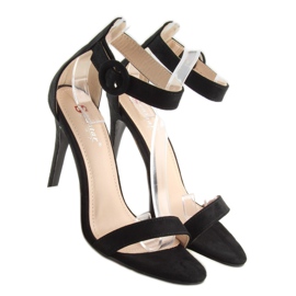 Crne NF-17 Crne sandale na visokoj potpetici crno 1