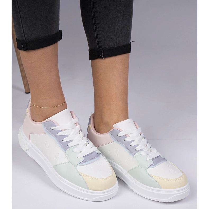 Bijele i plave sportske tenisice iz eko kože bijela 1