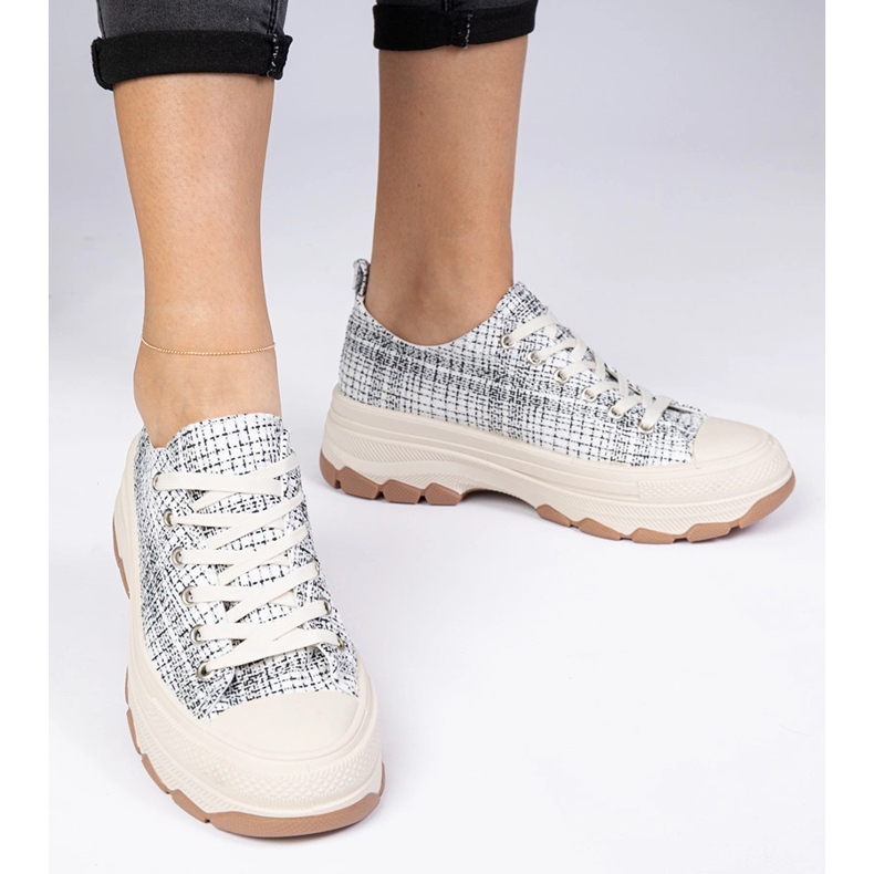 Crno -bijele tenisice na gustom potplatu crna 2