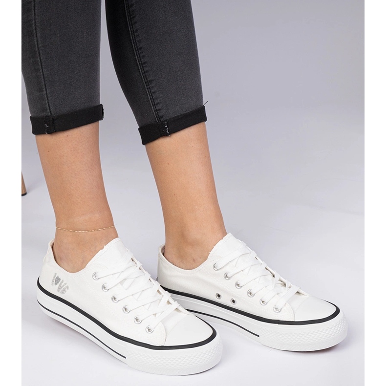 Bijele klasične ženske tenisice bijela 1