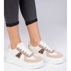 Bež tenisice tenisice na platformi 1