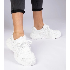 Bijele tenisice na masivnom potplatu bijela 2