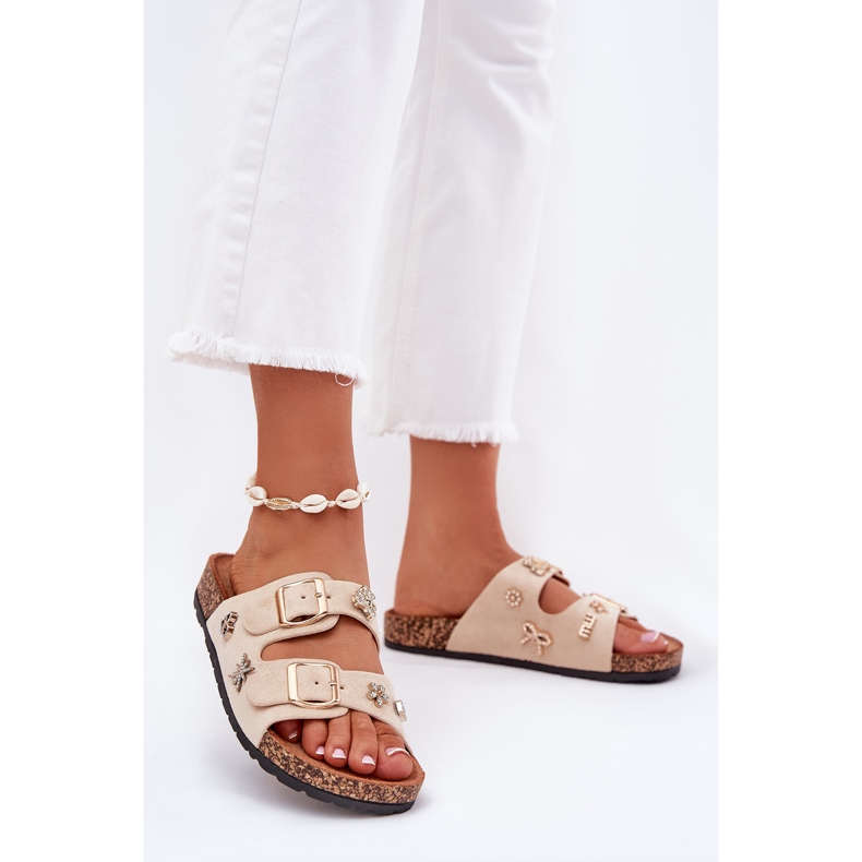 Ženske papuče na plutama s kopčama i igle bež 2