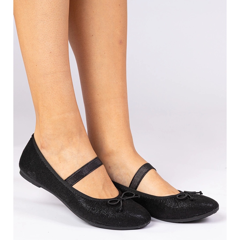 Crne ženske balerine s lukom na elastičnom bendu crna 1