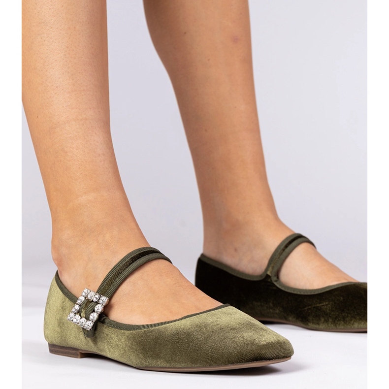 Zelene ženske velur balerine s kopčom zelena 1