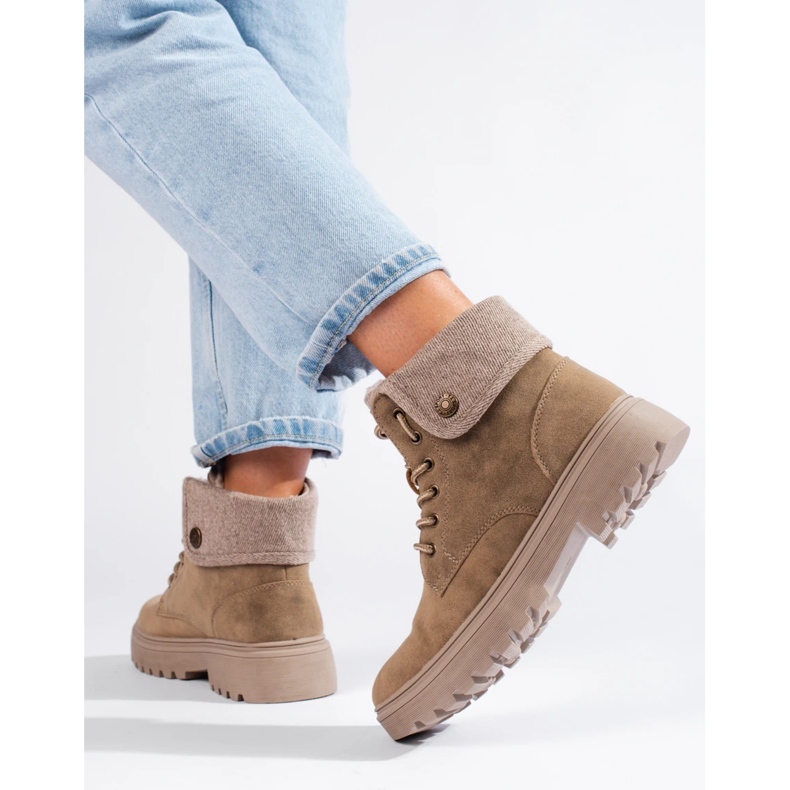 Bež ženske čizme s podstavom od ovčje kože 2