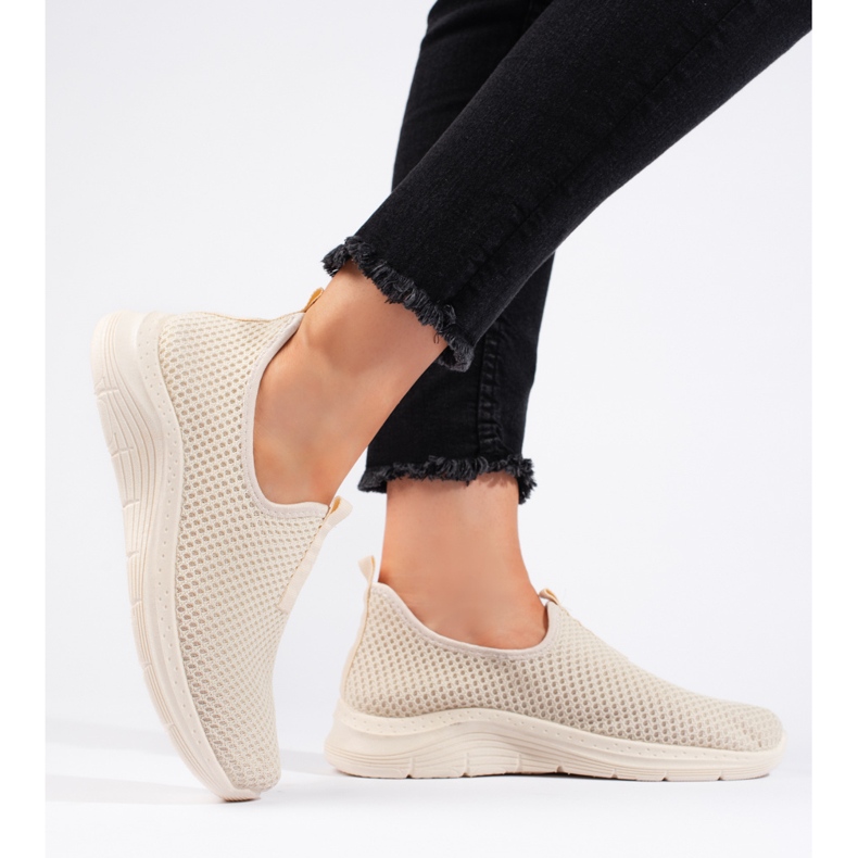 Bež sportske cipele od tekstila 2