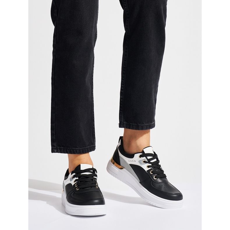 Crne sportske cipele s platformom crna 1