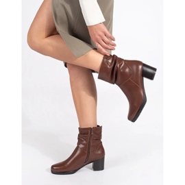 Ženske smeđe kožne gležnjače s gornjim dijelom na volane marke Sergio Leone smeđa 1