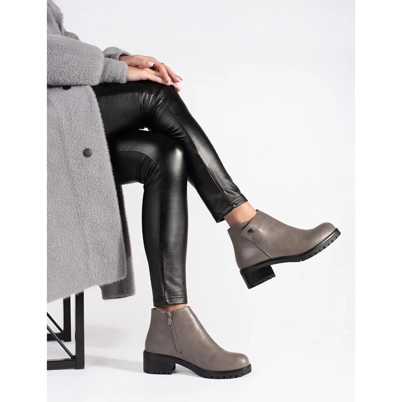 Sive čizme od eko kože siva 2