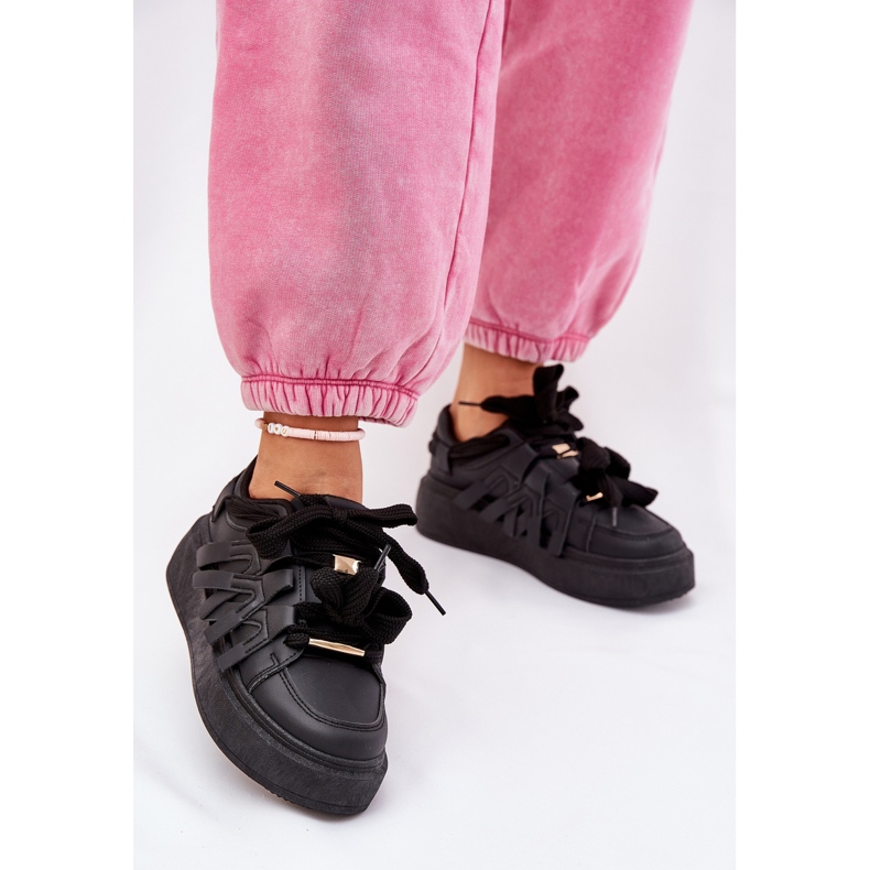 Eko kožne tenisice na crnoj platformi 1