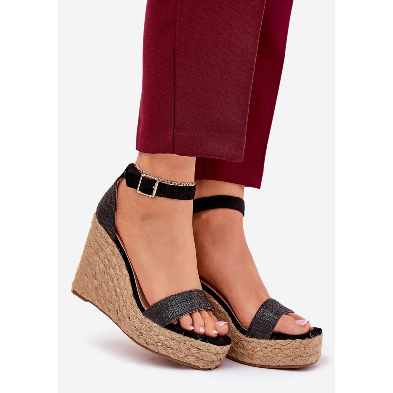 Ženske sandale za klin s crnom pletenicom 1