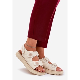 Ženske sandale s ukrasnim detaljima za bež 1