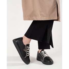 Goodin Crne kožne tenisice na gustom potplatu crna 1