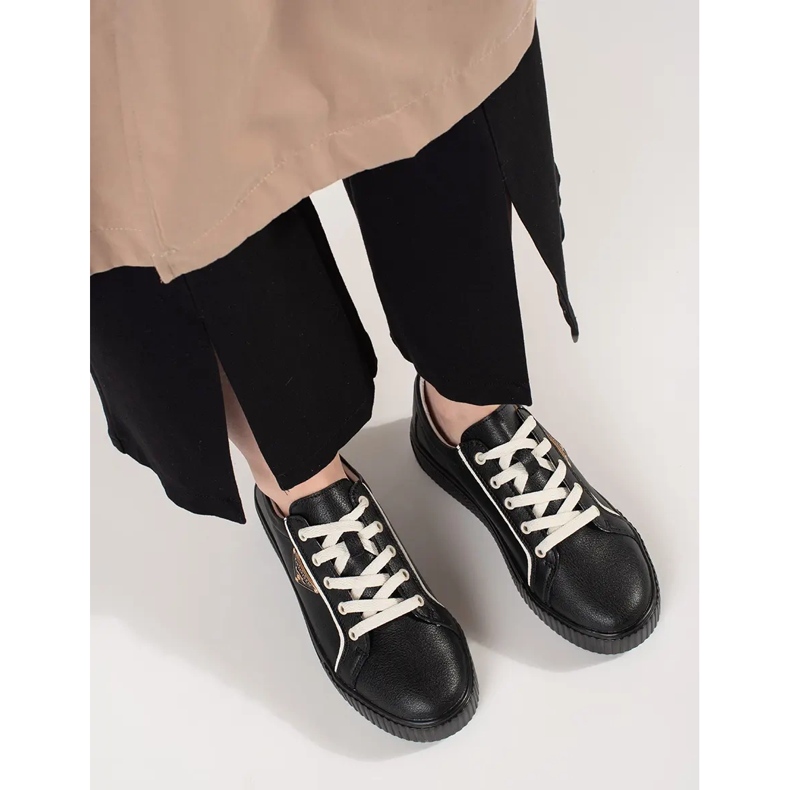 Goodin Crne kožne tenisice na gustom potplatu crna 2