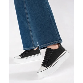 Crne ženske tenisice sa debelim đonom crna 1