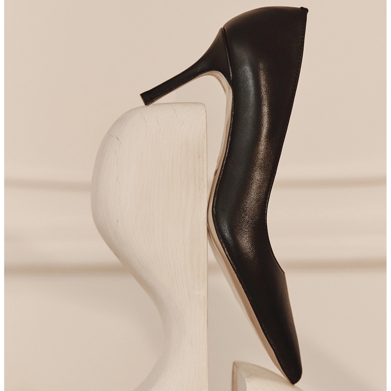 Marco Shoes Elegantne štikle od mekane kože crno 2