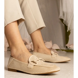 Bež ženske otvorene loafers s ukrasom 1