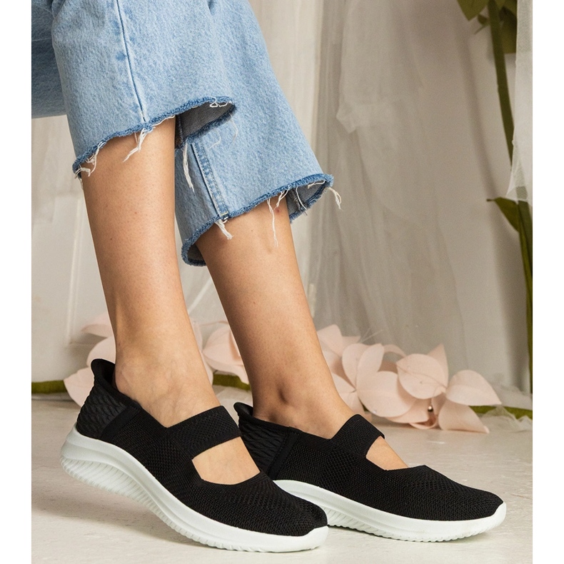 Crne ženske tenisice na prešanom potplatu crno 1