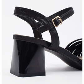 Goodin Crne elegantne sandale na niskom postolju crna 1