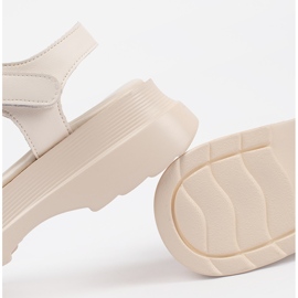 Goodin Bež sandale na kožnoj platformi 1