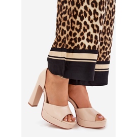 Ženske sandale na pošti i platformu eko kože bež 1