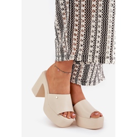 Ženske eko kožne papuče na pošti i lagane prosjačke platforme bež 1